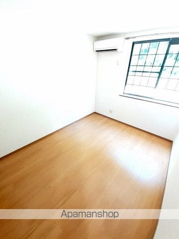 アルファード ハイツの内装写真