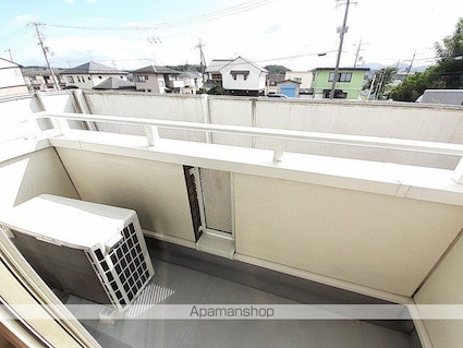 １６　ＩＳＬＡＮＤ[1R/32.9m2]のバルコニー