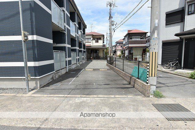 レオネクストシャロームの玄関写真