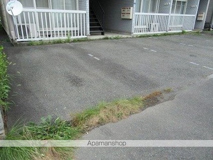 コーポプラス１[1K/33.07m2]の駐車場3