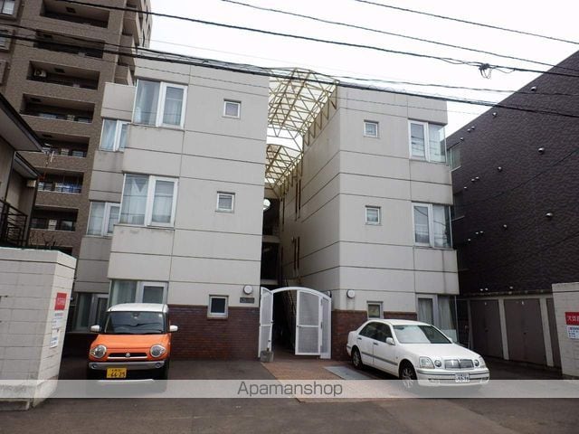 アーブ円山の外観写真