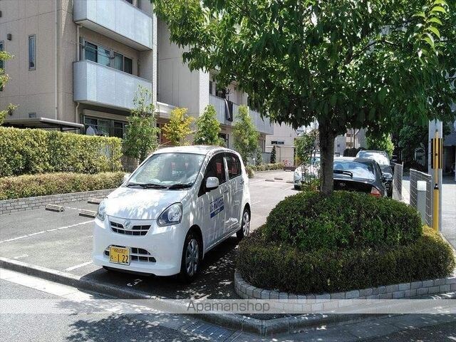 フジパレス黒田Ⅰ番館[1LDK/40.76m2]の駐車場