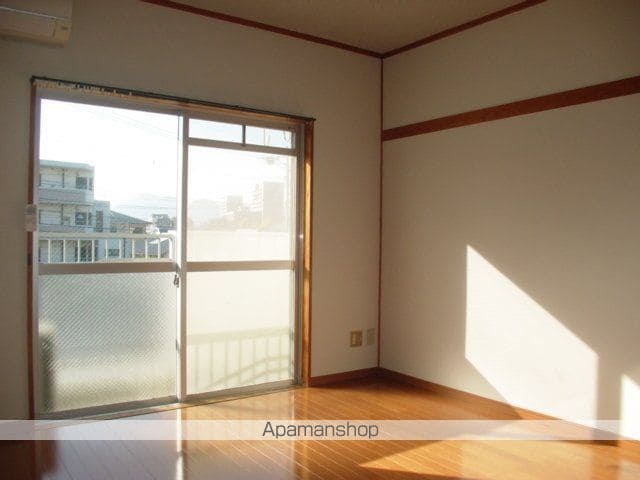 津田ハイツの内装写真