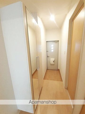 シャングリラIIIの内装写真