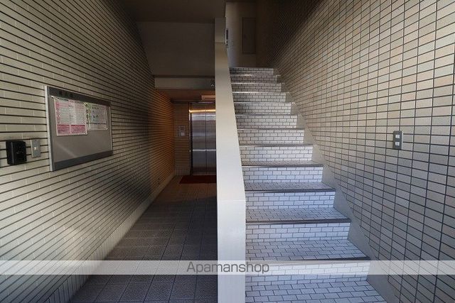 ヒルサイド比治山の玄関写真