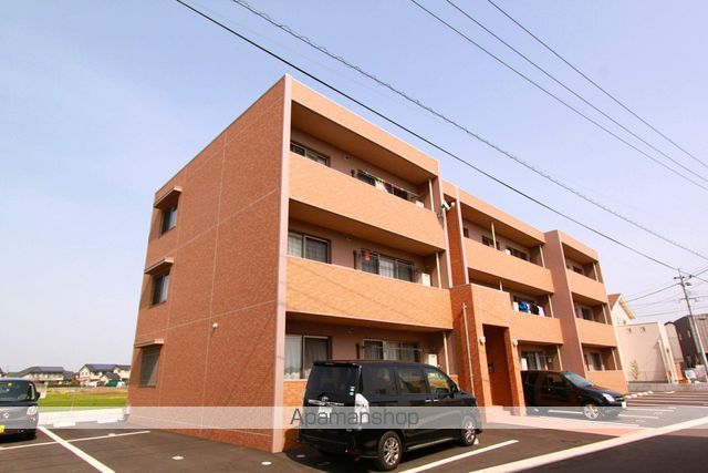 スリーゼ森町の外観写真