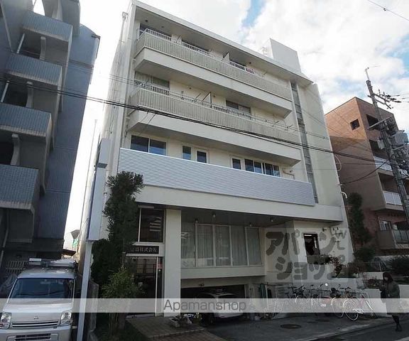 成山ビルの外観写真