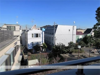 アジュール目黒本町[2LDK/68.44m2]のバルコニー