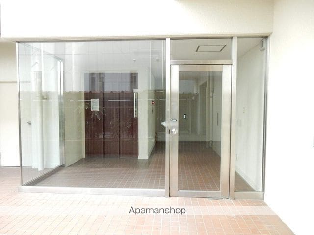 南方パークマンションの玄関写真
