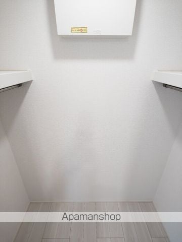 ロイヤルステージ横浜町の内装写真
