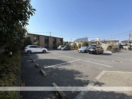 レオパレスパインヒルⅡ[1K/19.87m2]の駐車場