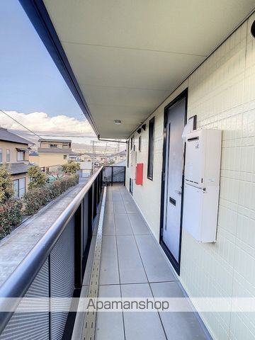 パティオAの玄関写真