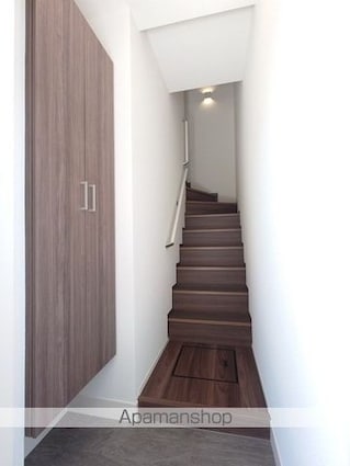 エスペランサ伍番館[2LDK/59.57m2]の玄関