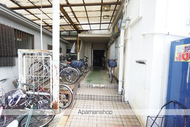 フラワー星見ハイツの玄関写真