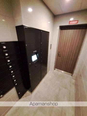 リビオ住吉駅前の玄関写真