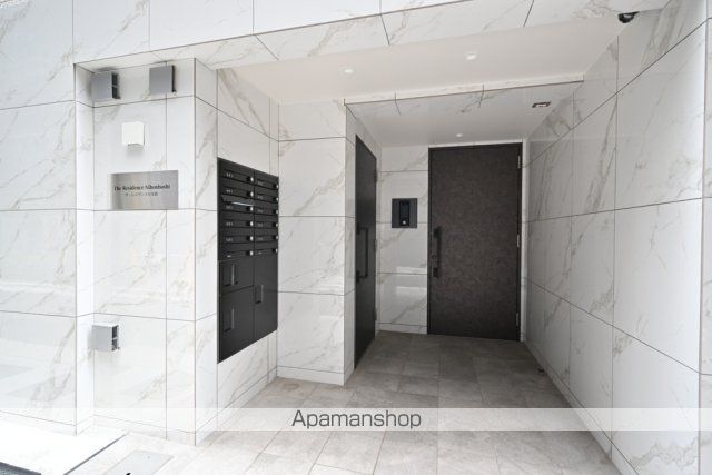 THE RESIDENCE NIHONBASHIの玄関写真