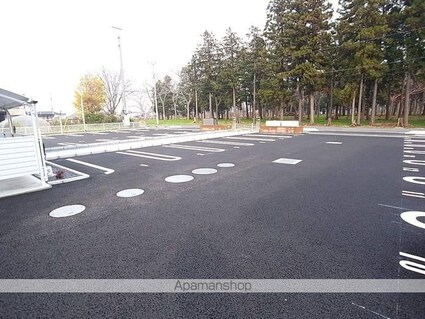 Ｐｒｅｎｄｒｅ（プランドール）[1R/30.2m2]の駐車場