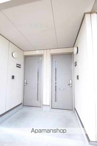リバーフィールド伏古Bの玄関写真