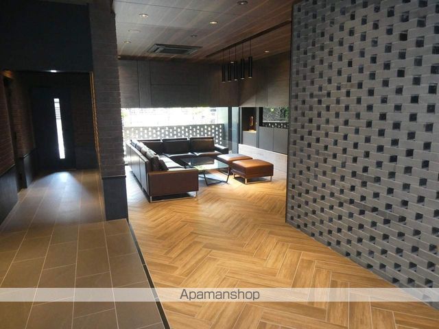 グランフォーレ千早マークスクエア ウエストウイングの玄関写真