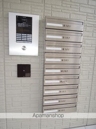 グロリア　Ｂ棟[1LDK/40.04m2]のエントランス1