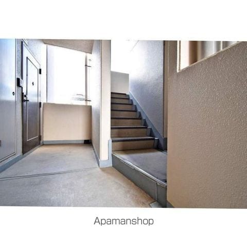 ルポ小郡駅前の内装写真