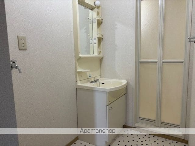 ヴェルドミールIIの内装写真