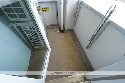 コスモリード新宿余丁町[1LDK/50.43m2]のバルコニー