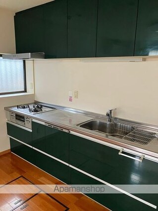 長房町戸建[4SLDK/111.95m2]のキッチン