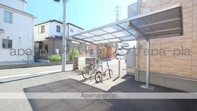 ソレイユ・メゾンAの玄関写真