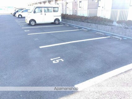 レオパレス城南[1K/22.7m2]の駐車場1