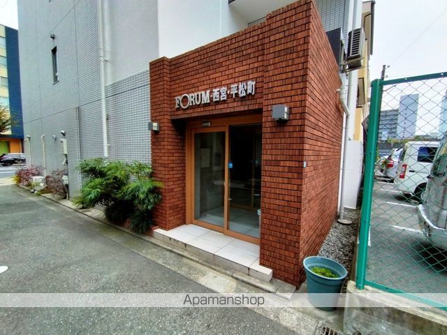 フォーラム西宮・平松町の玄関写真