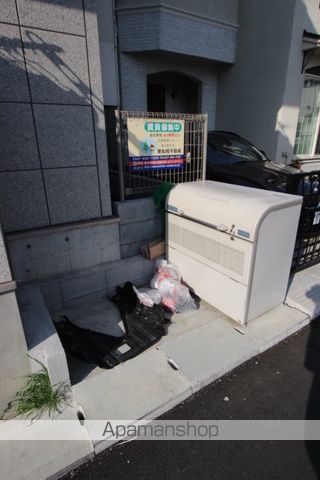 ベストナインイーストの内装写真