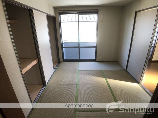 フローレンス高井の内装写真