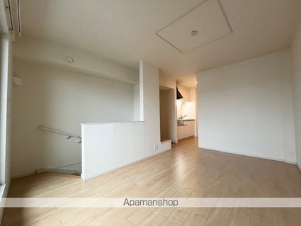 ウエストビレッジ　Ⅱ[1LDK/50.55m2]のリビング・居間