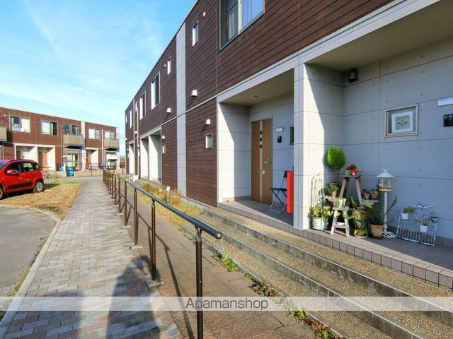 EST30G棟の玄関写真