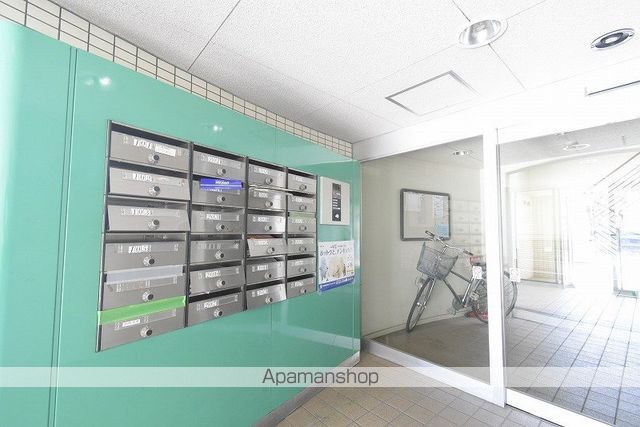 グレイシャス美園の玄関写真