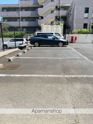 ホーム幕張本郷[1R/20.81m2]の駐車場