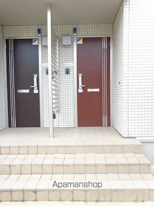 セジュール小坂　Ａ棟[1LDK/47.4m2]のエントランス1