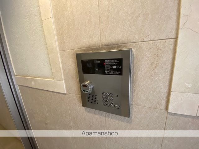 コンソラーテ薬院の外観写真