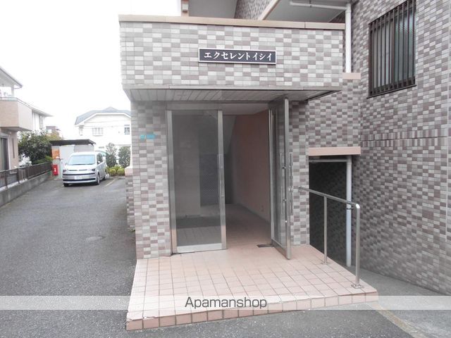 エクセレントイシイの玄関写真