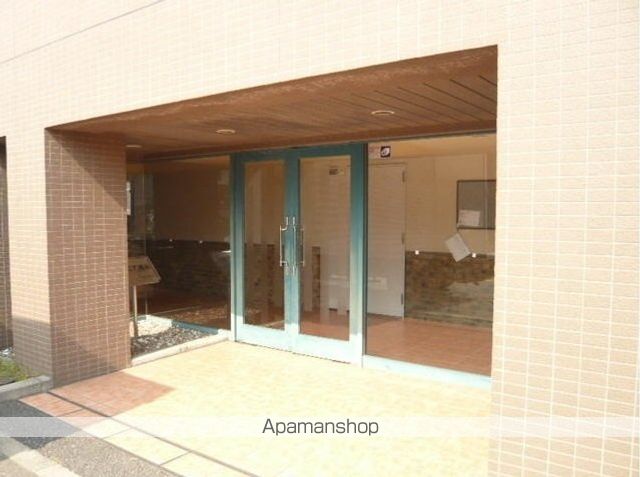 セピア湘南の玄関写真
