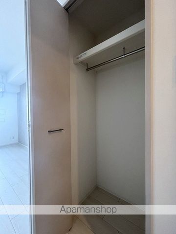 アリヴィス NANIWAHIGASHI ソルテラスの内装写真