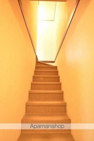 ヴェルドミールIの内装写真