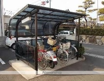 アルカディア山越[1R/32.9m2]の外観2