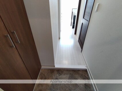 グランドソレイユ元町[1R/48.63m2]の玄関