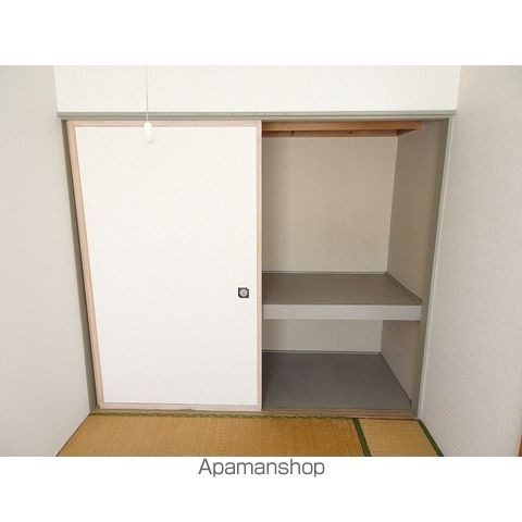 コーポはっぴぃ草の内装写真