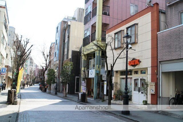クイーンズ藤崎表参道の周辺写真