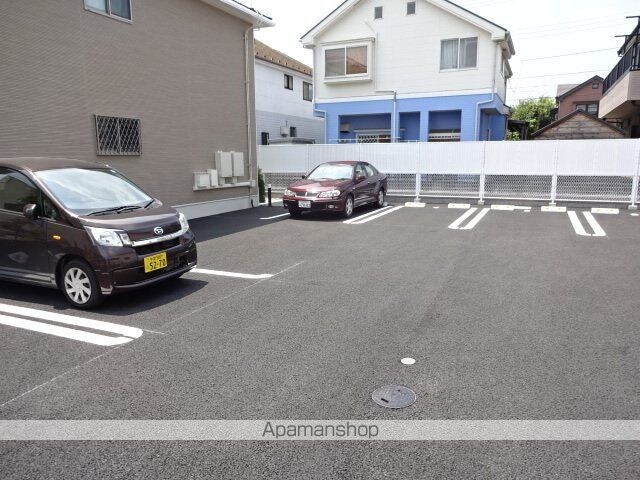 東京都立川市西砂町６丁目[1LDK/47.08m2]の駐車場2