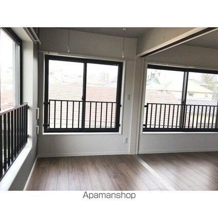 ウェルスクエアイズム三軒茶屋[1LDK/40.82m2]のリビング・居間