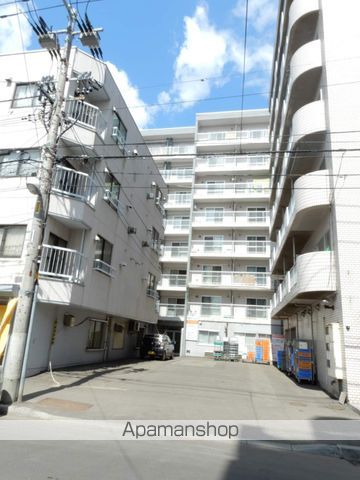 内山マンションの外観写真